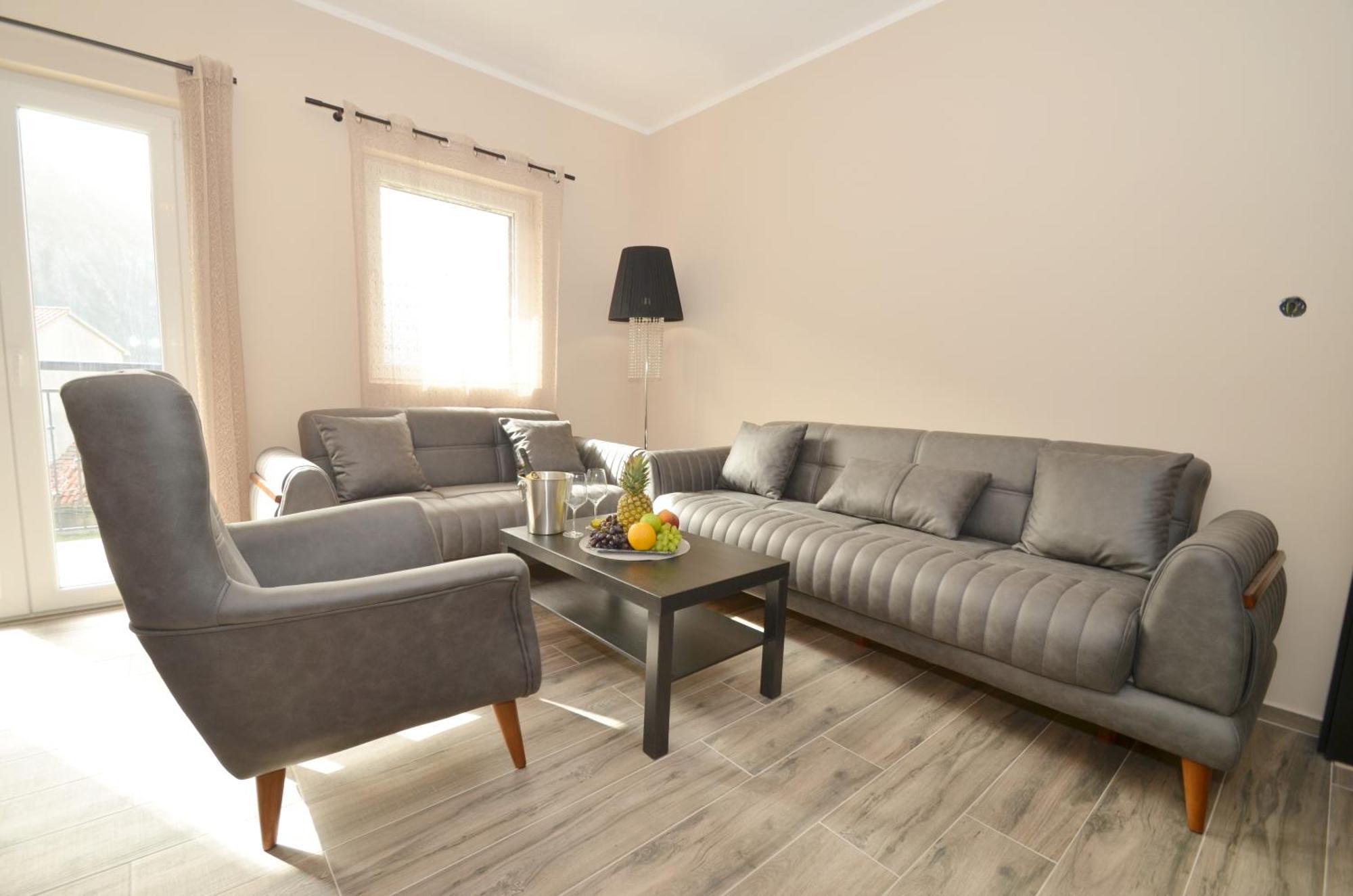 Apartments Orizzonte With Beautiful View Of The Bay Kotor Exterior photo