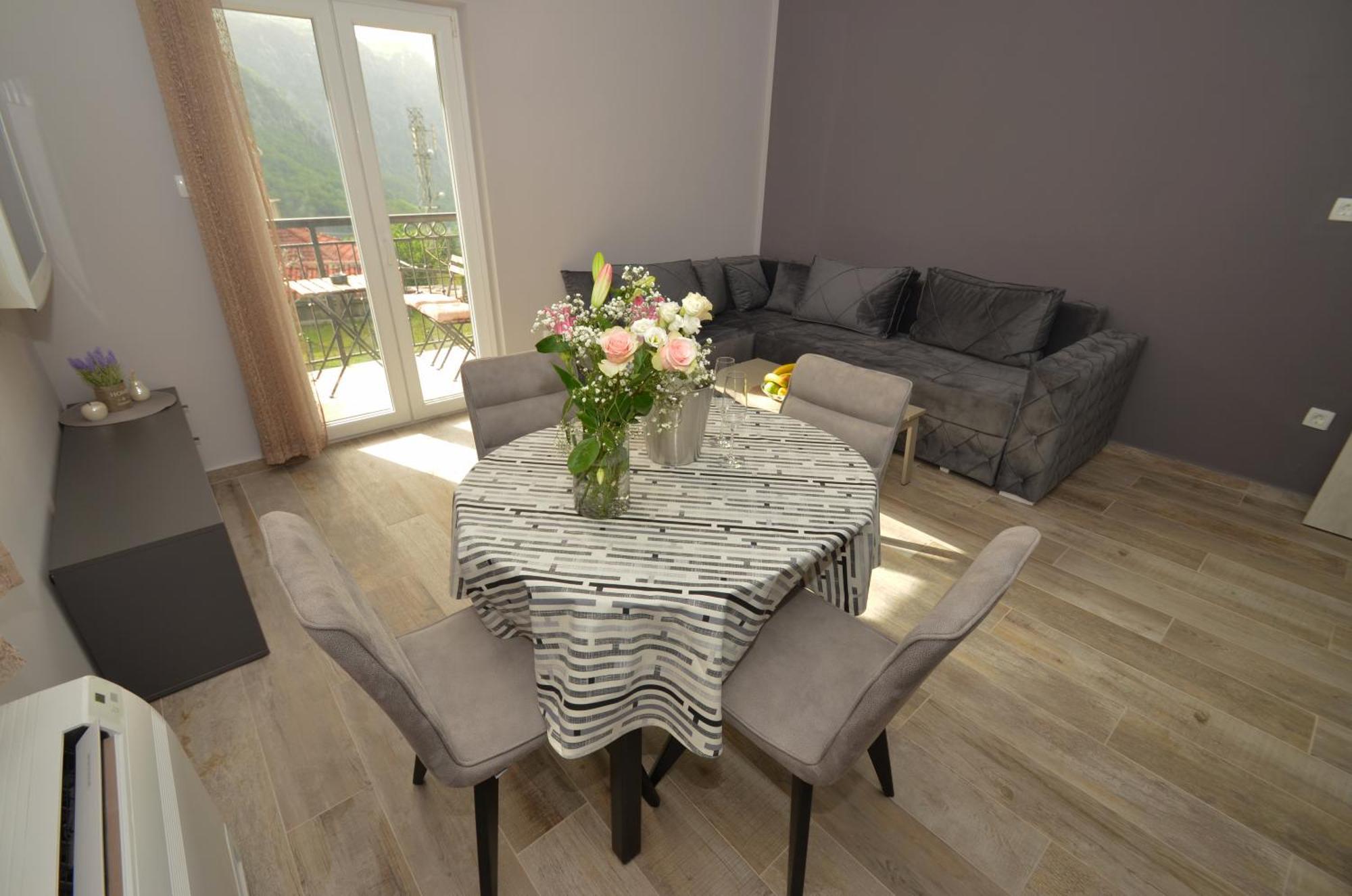 Apartments Orizzonte With Beautiful View Of The Bay Kotor Exterior photo