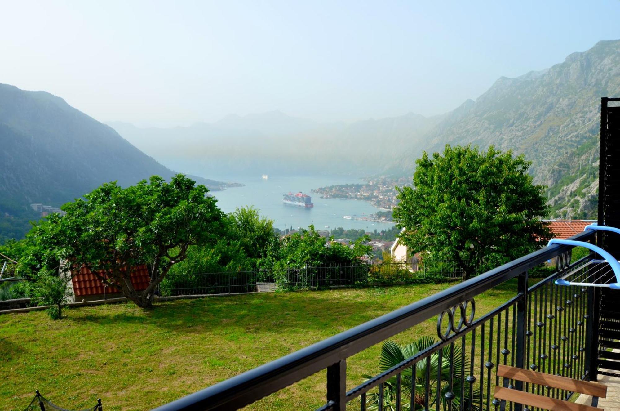Apartments Orizzonte With Beautiful View Of The Bay Kotor Exterior photo