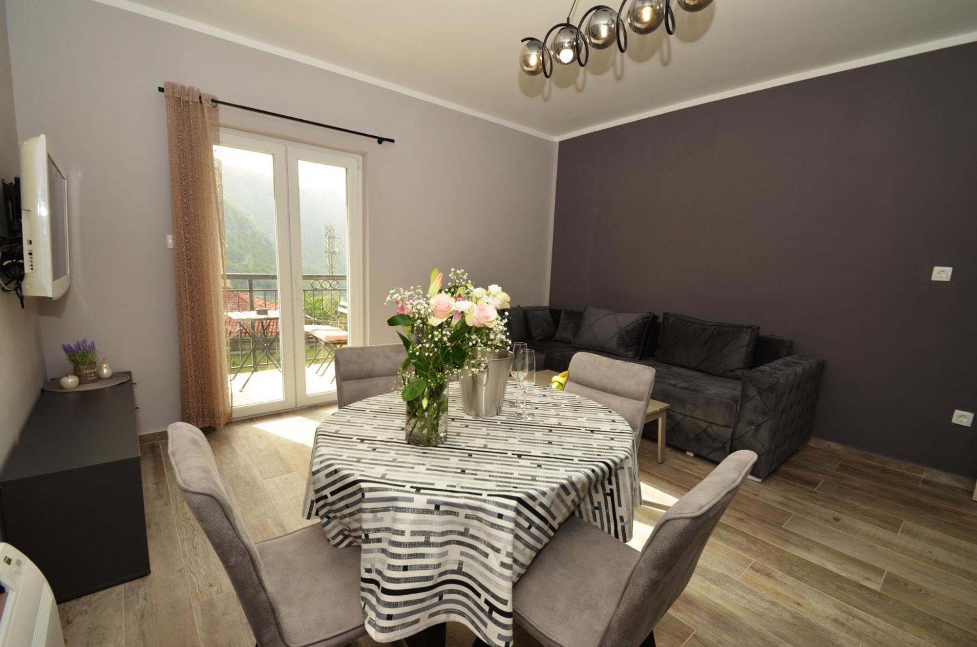 Apartments Orizzonte With Beautiful View Of The Bay Kotor Exterior photo