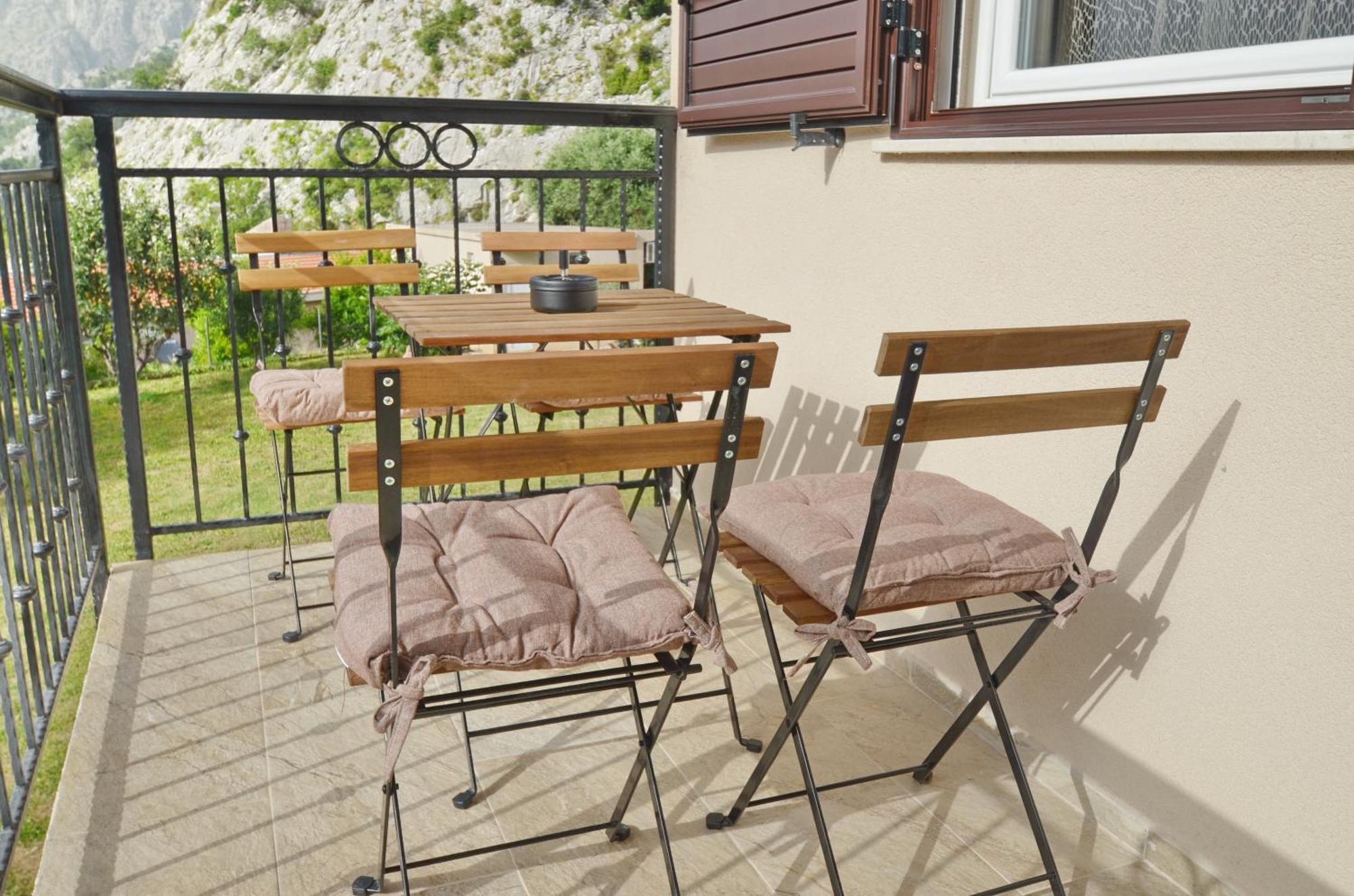 Apartments Orizzonte With Beautiful View Of The Bay Kotor Exterior photo