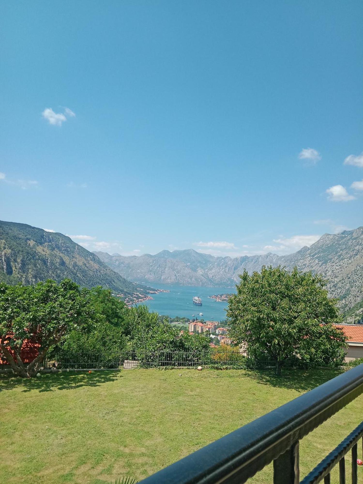 Apartments Orizzonte With Beautiful View Of The Bay Kotor Exterior photo